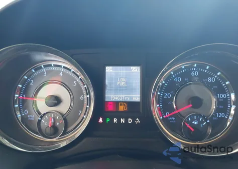 2014 Chrysler Town & Country Touring z USA, uszkodzony, nr VIN 2C4RC1BG7ER221204